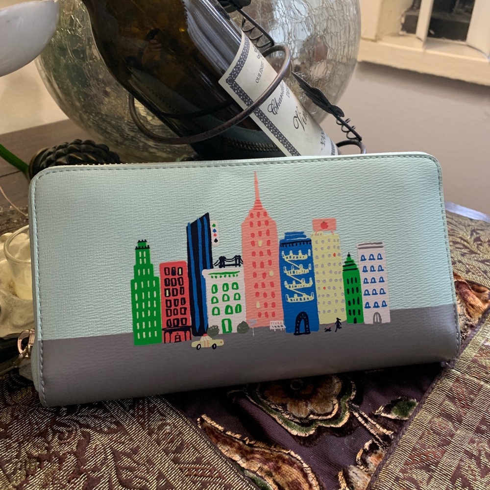 Authentic Kate spade Rock Center print large zip around wallet